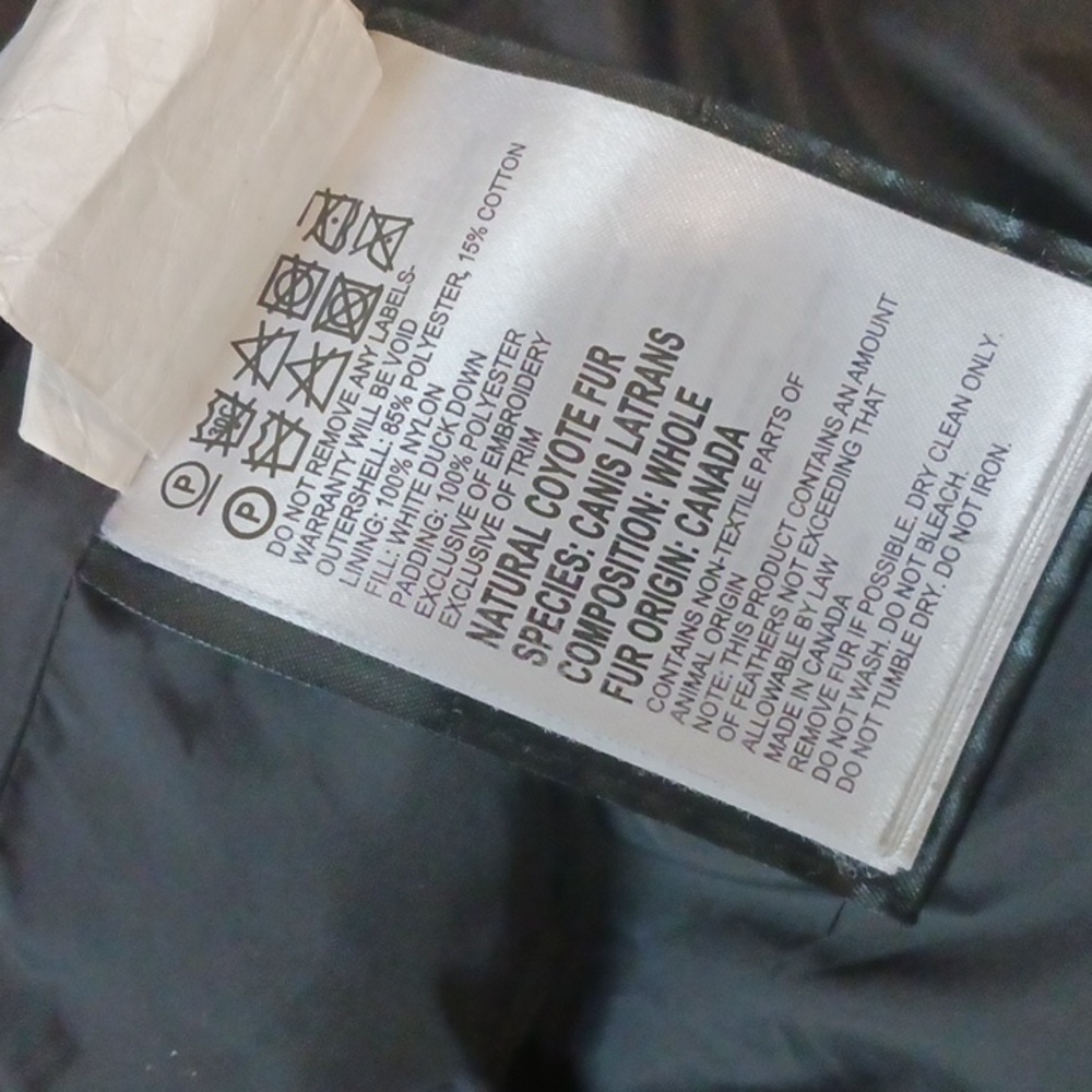 Canada Goose Blk Short Puffer W Hood Jacket. - Picture 13 of 14